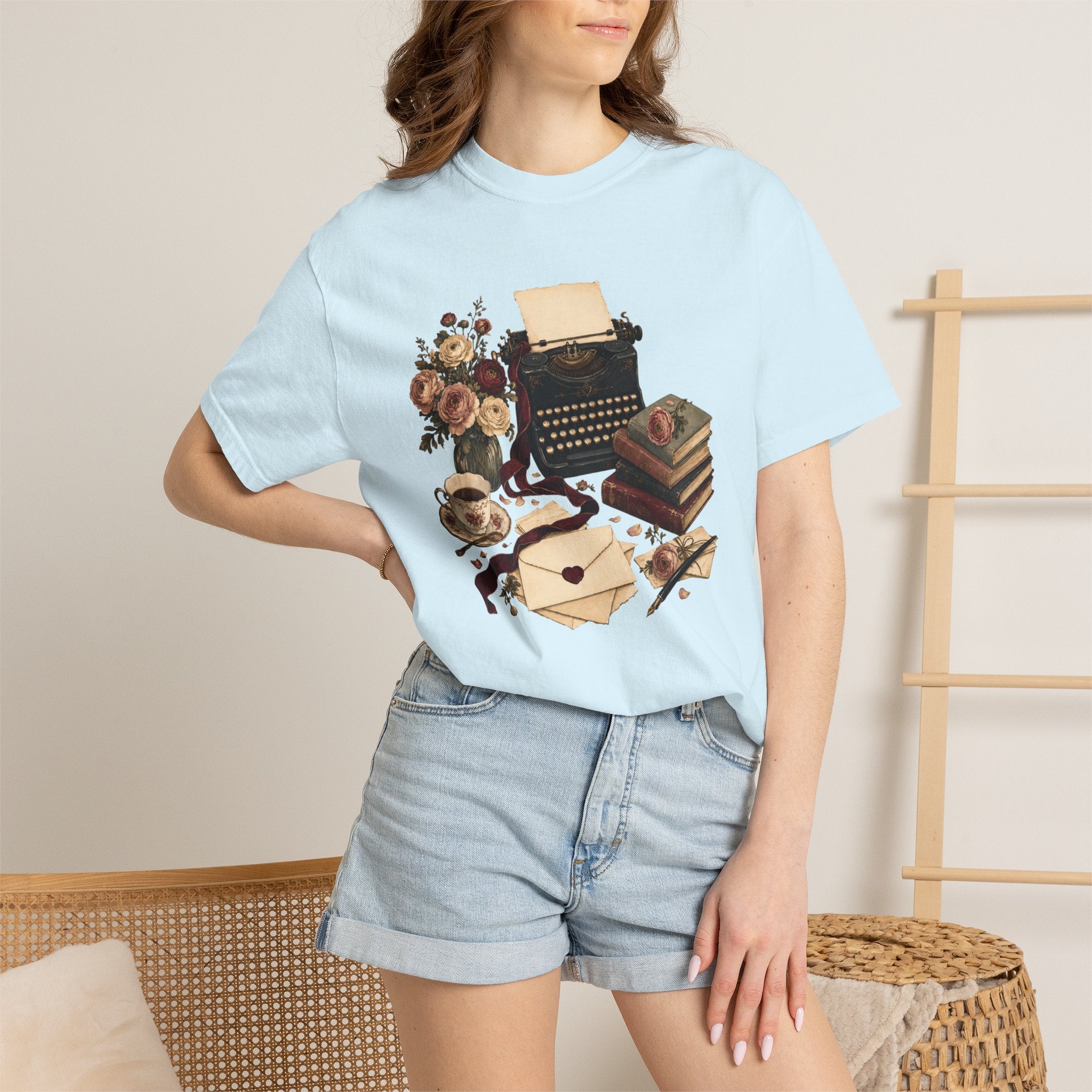 Vintage Typewriter & Books T-Shirt