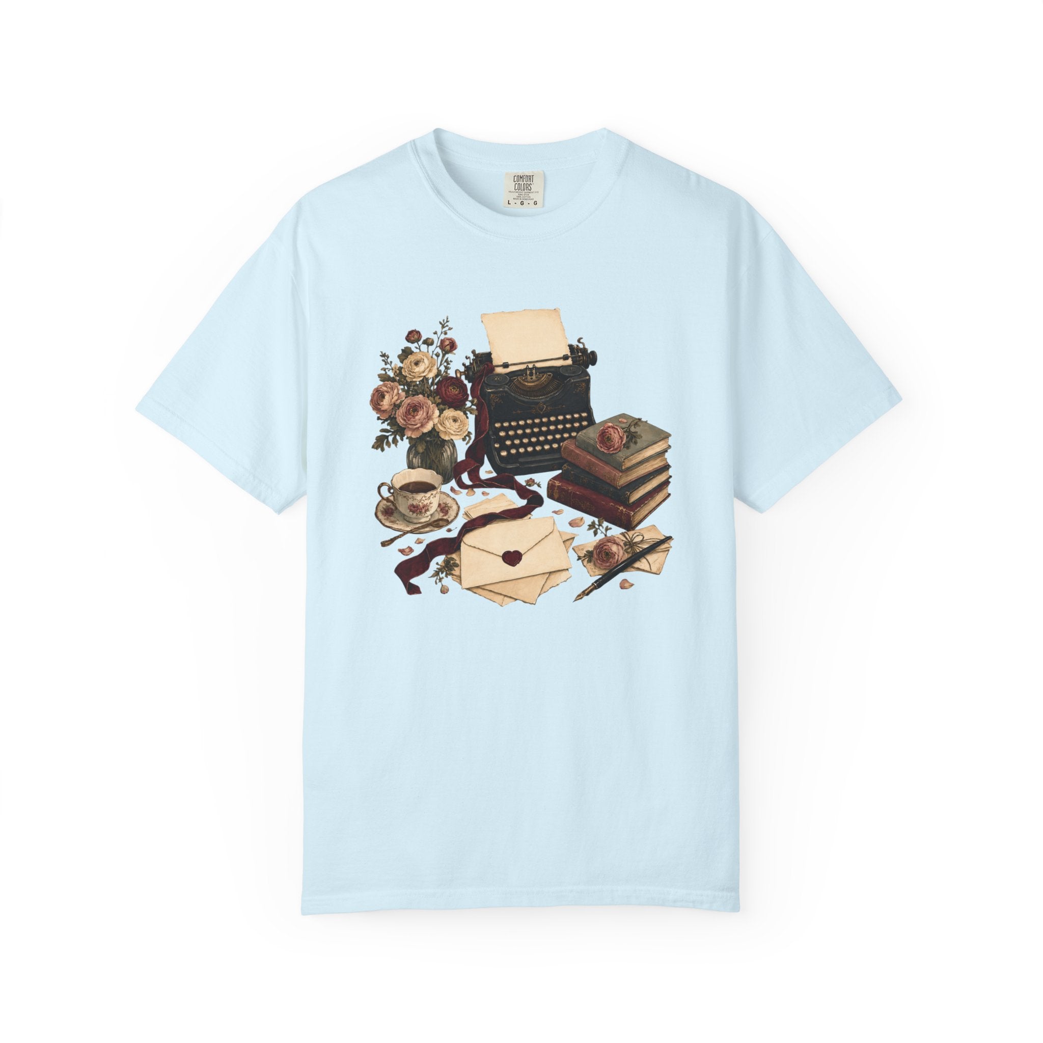 Vintage Typewriter & Books T-Shirt