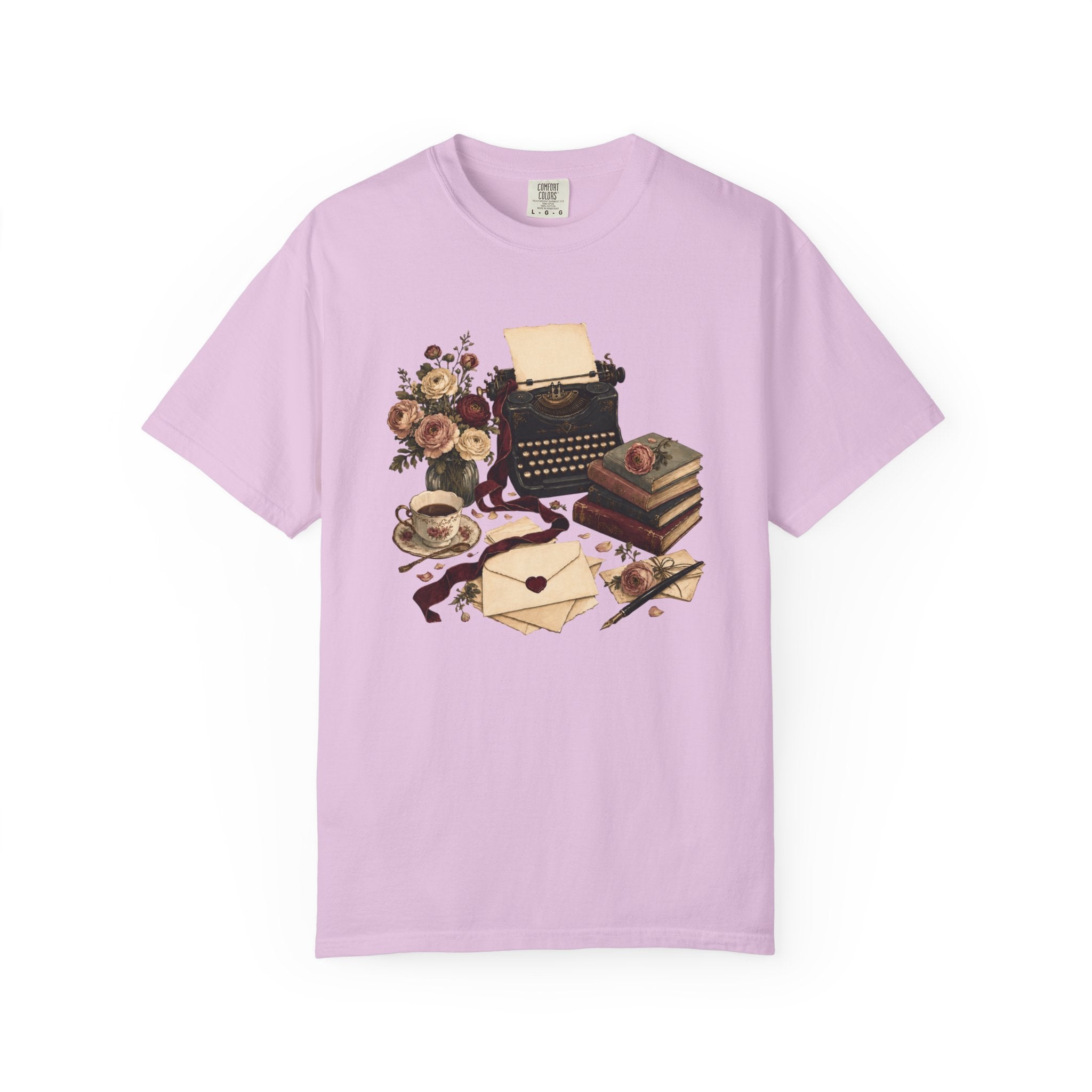 Vintage Typewriter & Books T-Shirt