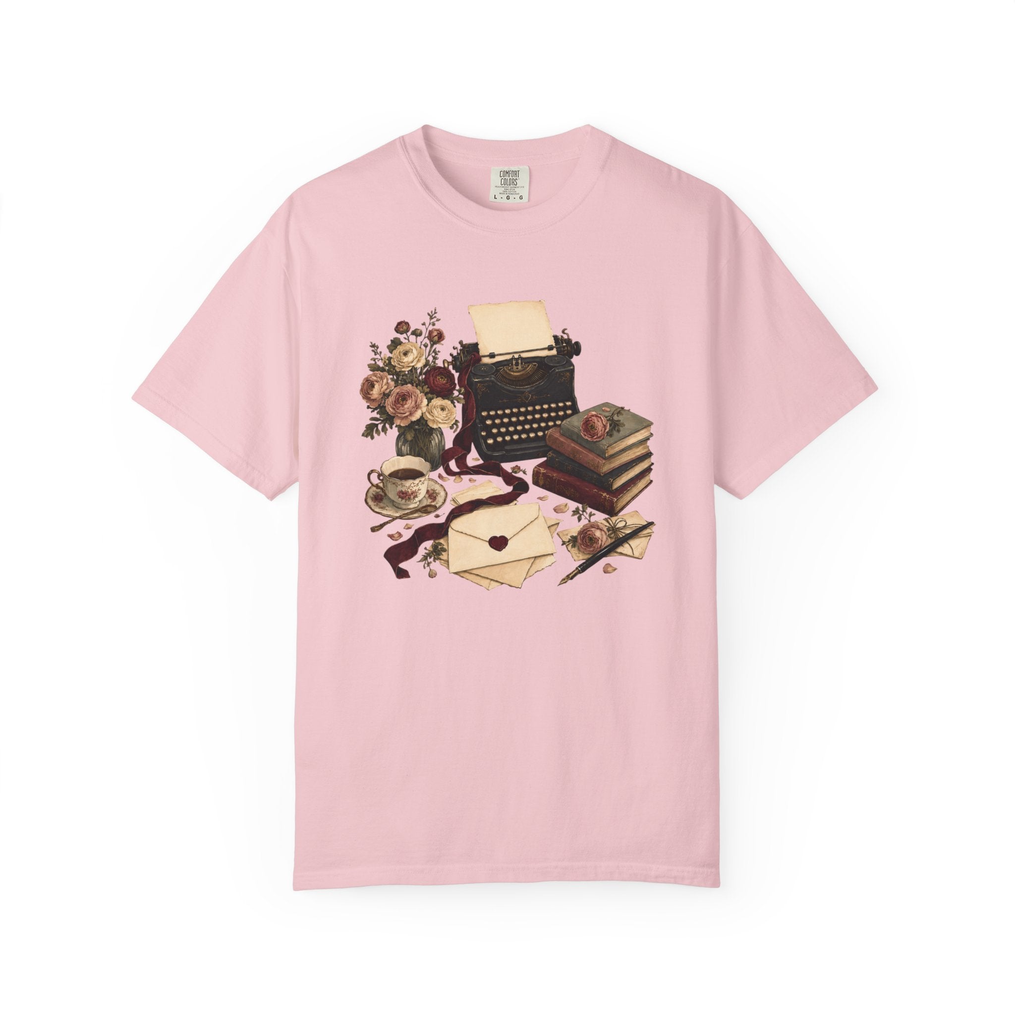 Vintage Typewriter & Books T-Shirt